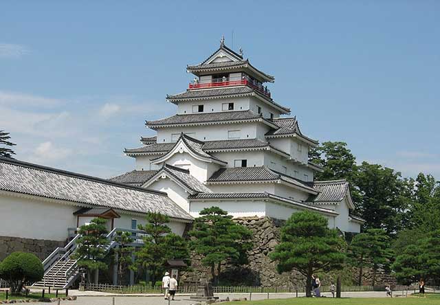 Zamek Aizu-Wakamatsu Aizu-Wakamatsu-Castle.jpg